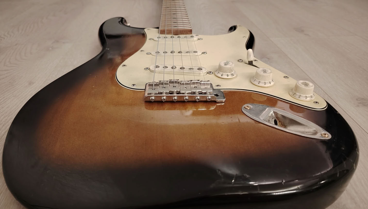 JV Squier 1982 Guitar Picture 8